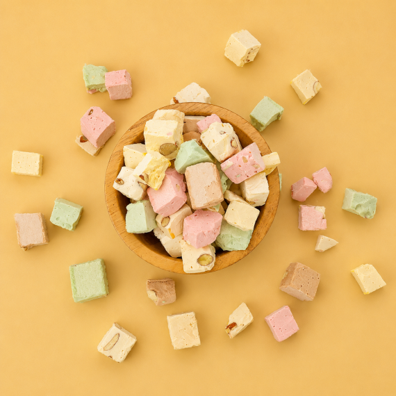 Hak nougat gekleurd