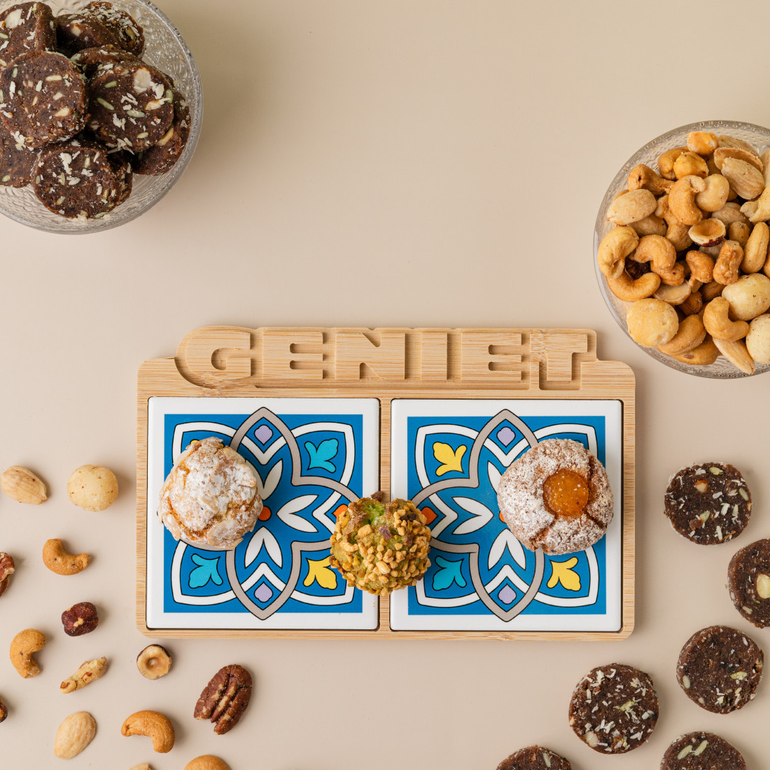 Ramadan cadeau met Iftar hapjesplank
